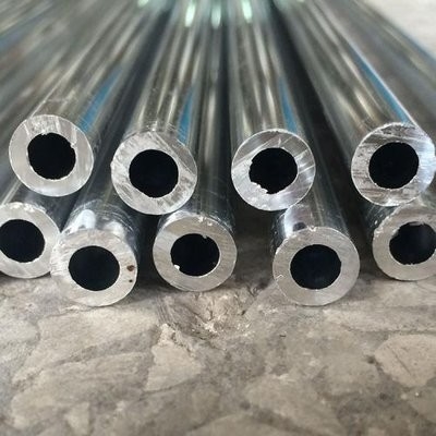 comprare Tubi di alluminio senza cuciture resistenti alla corrosione per uso industriale online manufacture