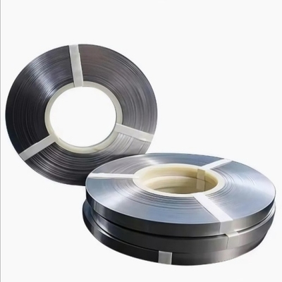 Bobine in acciaio inossidabile laminate a freddo con superficie 2B, piastra per spedizioni 201 202 304 316L 310S 309S 321 410 420 430 904L Grado di materiale